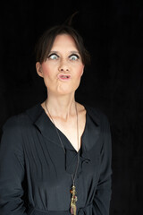 Schielende Frau
