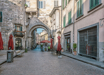 Porta dei Borghi is the oldest gateway in the medieval Walls of Lucca- Tuscany regione in central Italy, Europe - may 30, 2021 - obrazy, fototapety, plakaty