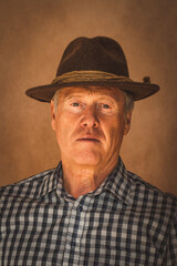 Attraktiver &auml;lterer mann