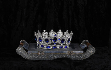 crown queen on black velvet