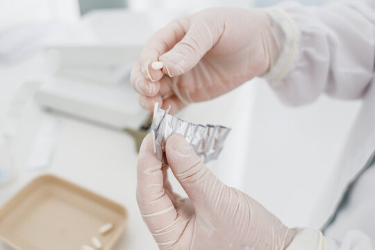 Farmacia de manipula&ccedil;&atilde;o capsula branca