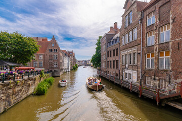 Gent, die schöne Stadt in Belgien, mit ihren vielen Kanälen