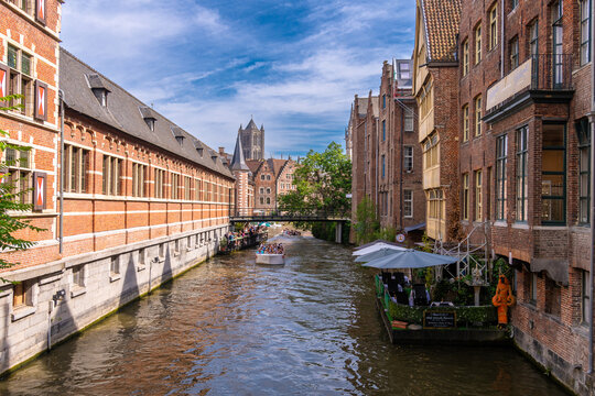 Gent, die schöne Stadt in Belgien, mit ihren vielen Kanälen