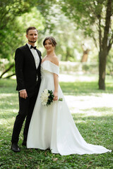 Naklejka premium the first meeting of the bride and groom