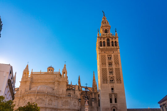 AlAndalus Bilder Durchsuchen 3,480 Archivfotos, und