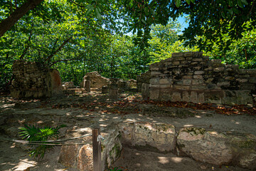 Fototapeta premium San Miguelito mayan archaeological site in Cancun, Mexico