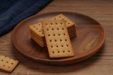 A stack of coffee flavored crackers
