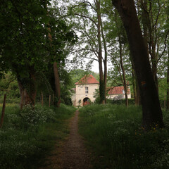 Maison forestiere de la porte de Jouy - Les loges en Josas - Yvelines - Ile-de-France - France