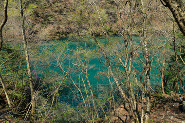 ユーシン渓谷のユーシンブルー ( 熊木ダム / 神奈川県 山北町 )
