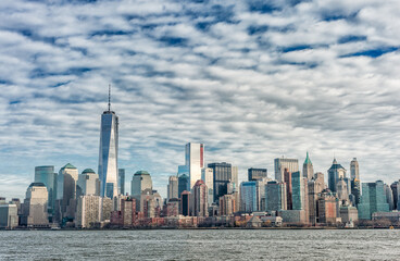 Obraz premium Hudson River and Manhattan Cityscape with One World Trade Center in Background. NYC, USA