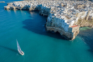 Vista panoramica aerea di Polignano a mare, puglia