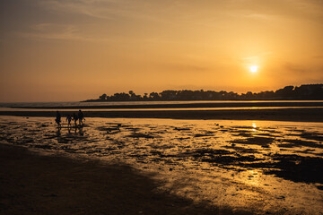 Fototapeta premium Seascape Family Landscape