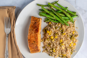 baked almon with brown rice and  green beans