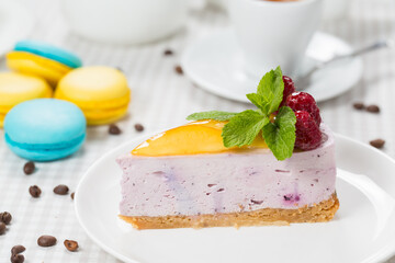 cake with strawberry