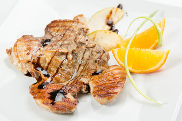 grilled chicken wings with vegetables