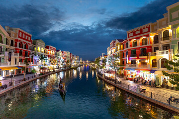  Grand World Phu Quoc. This is a famous entertainment, entertainment and shopping complex in Phu...