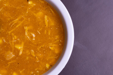 Caldo de frango