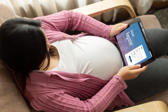 Online registration form for modish form filling on the internet website