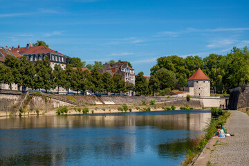 Balade le long de la rivière Doubs à Besançon