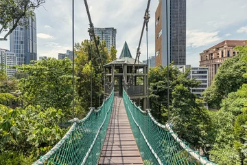 Foto op Plexiglas Hanging canopy foot bridge in the Kuala Lumpur Eco Park Forest in Kuala Lumpur Malaysia © Natalia