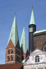 Obraz premium Lübeck - Marienkirche und Rathaus, Schleswig-Holstein, Deutschland, Europa