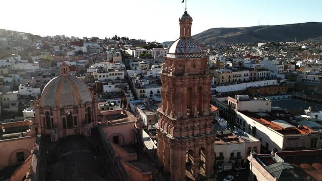 Aerial view around the tower of Catedral Bas&iacute;lica de Zacatecas, in sunny Mexico