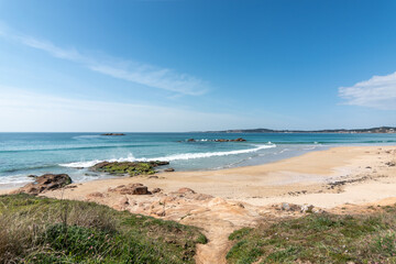 Fototapeta na wymiar Playa de O Espiñeiro, en Sanxenxo (Galicia, España)