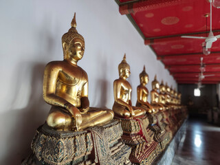 Golden Buddha statues in Wat Pho, Bangkok