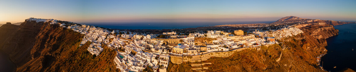 Fototapeta na wymiar Panoramic aerial view of Oia city and the whole island of Santorini Greece