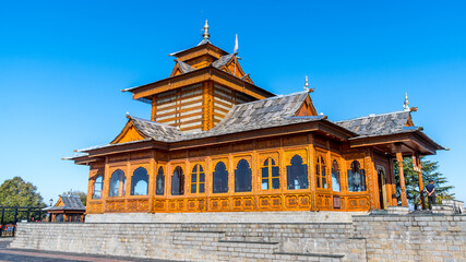 Tara Devi temple is one of the most famous religious places in Shimla. It is installed at a height of 7200 feet above sea level.
