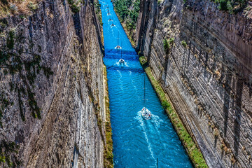 sailing boats in the Corinth canal in Greece - obrazy, fototapety, plakaty