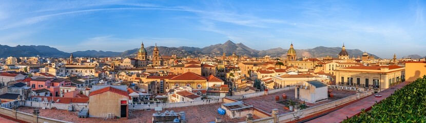 Fototapeta na wymiar Palermo, Sicily Panorama Skyline