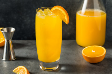 Boozy Cold Vodka Screwdriver Cocktail