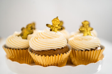Gingerbread cupcakes