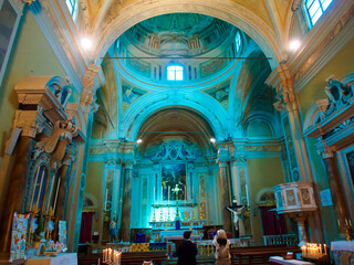 Fototapeta na wymiar Italia, Toscana, Lucca, il paese di Pieve di Compito, veduta del pese e la chiesa di Sant'Andrea.