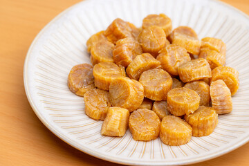 A bunch of dried conpoy