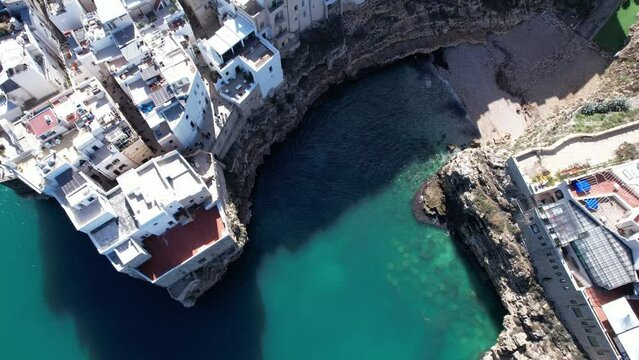 Vista panoramica aerea di Polignano a mare, puglia