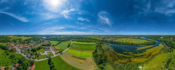 360° Ausblick über das Lechtal bei Mundraching in Oberbayern