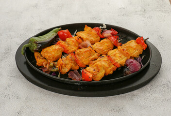 Indian dish of grilled chicken with vegetables