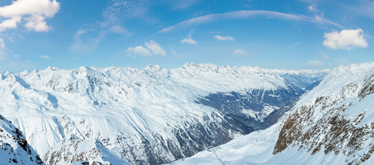 Dolomiten Alps winter view (Austria). Panorama.