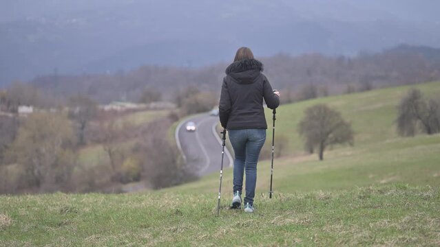 Cervarezza camminare con i Bastoncini Trekking