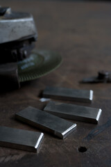 Roughing and finishing with a grinder
