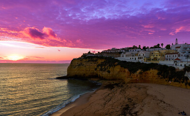 Sonnenuntergang in Carvoeiro, Lagoa (Algarve, Portugal)