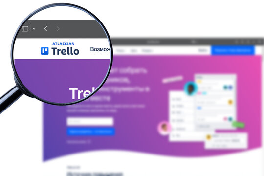 Los Angeles, California, USA - 20 Martha 2023: Illustrative Editorial of TRELLO.COM website homepage. TRELLO logo visible on display screen.