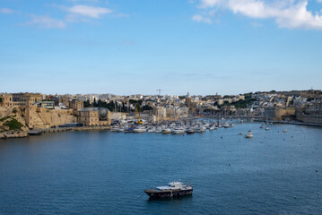 Fototapeta na wymiar View from Valetta with the sea and a boat