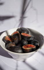 bowl of figs