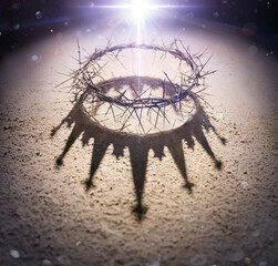Wreath Of Thorns With King Crown Shadow - Royalty Symbol Of Jesus - 583287857