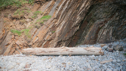 Pared rocosa en playa de Asturias