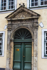 Fototapeta na wymiar old door in the town