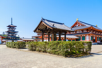 Fototapeta premium 【奈良県】奈良市 薬師寺 (2023/03/20撮影)
